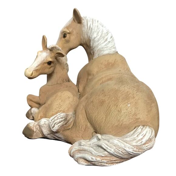 Universal Statuary #268 Dated 1997 Horse & Foal Pals Resin Figure Statue - Picture 5 of 12